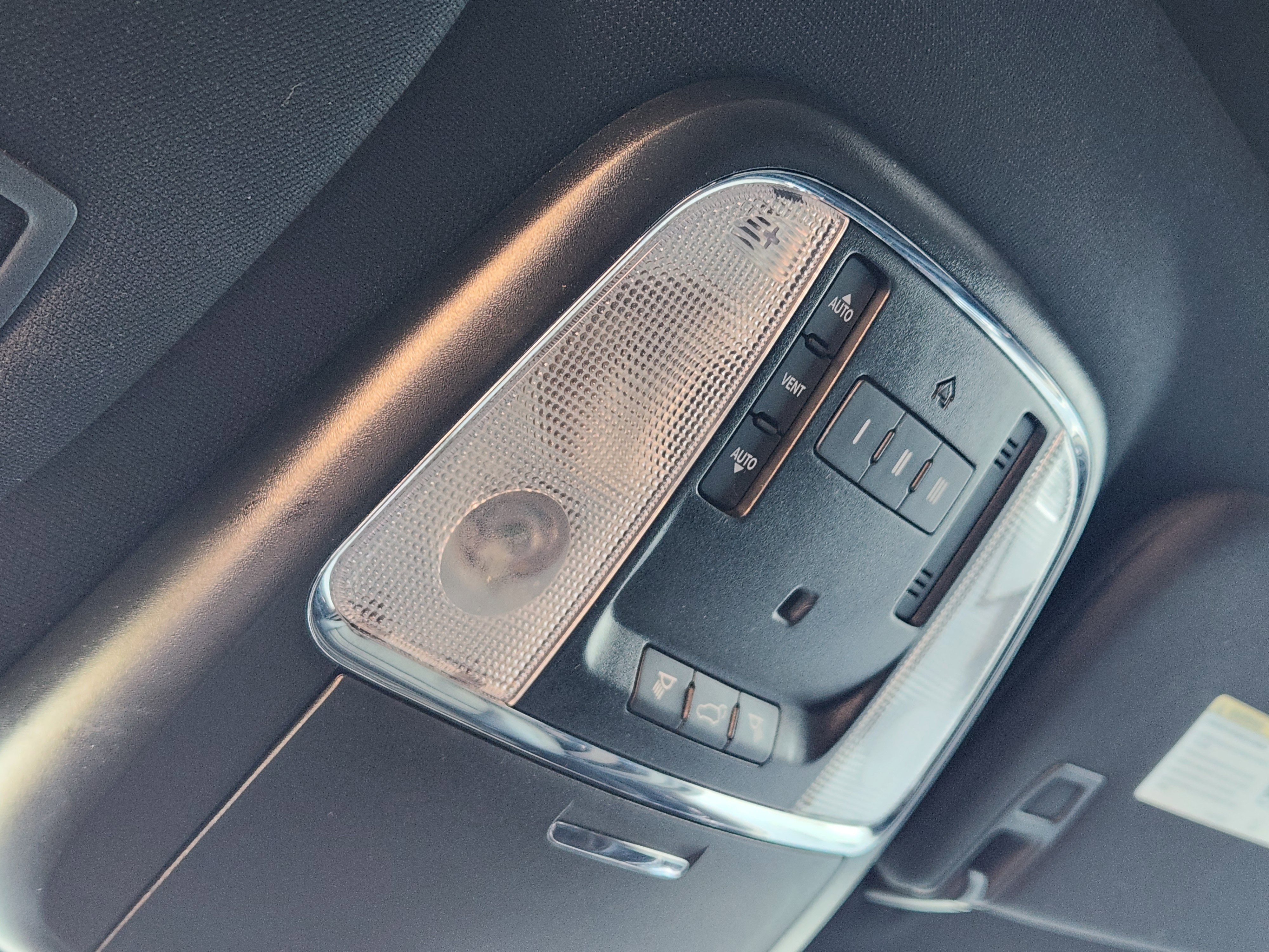 Used 2020 Jeep Grand Cherokee Limited image 27