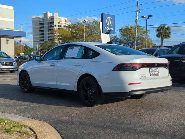 Certified 2025 Honda Accord SE image 6
