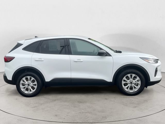 Used 2025 Ford Escape Active AWD/4WD image 6