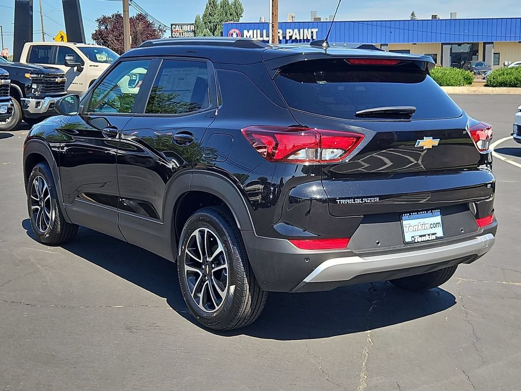 New 2026 Chevrolet TrailBlazer LT w/ Driver Confidence Package FWD image 4