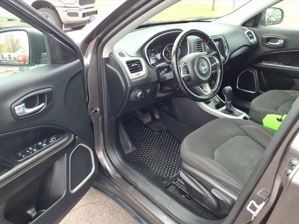 Used 2021 Jeep Compass Sport w/ Cold Weather Group image 6