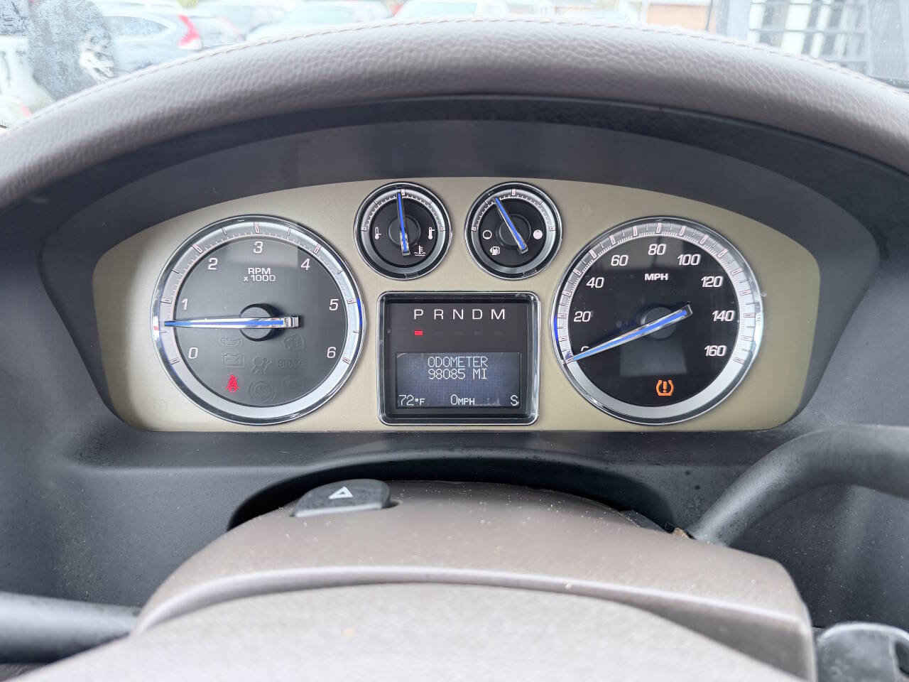 Used 2013 Cadillac Escalade ESV Platinum RWD image 24