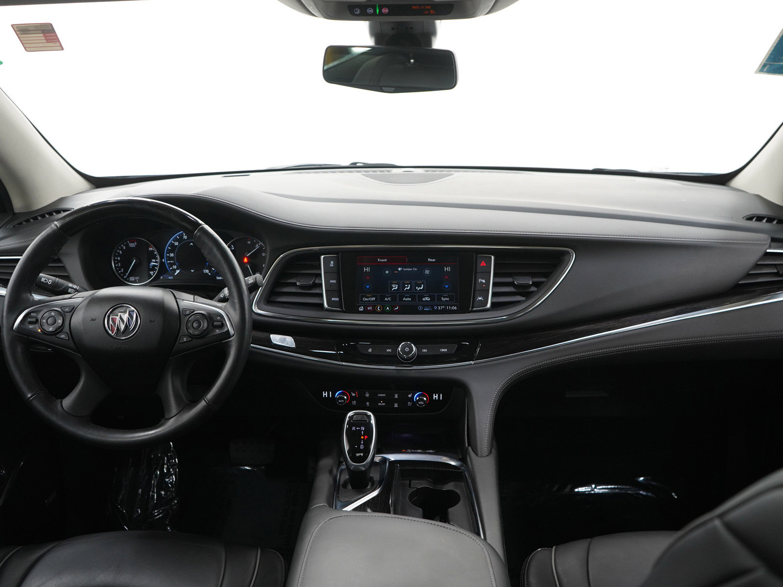 Used 2021 Buick Enclave Avenir w/ Avenir Technology Package AWD/4WD image 14