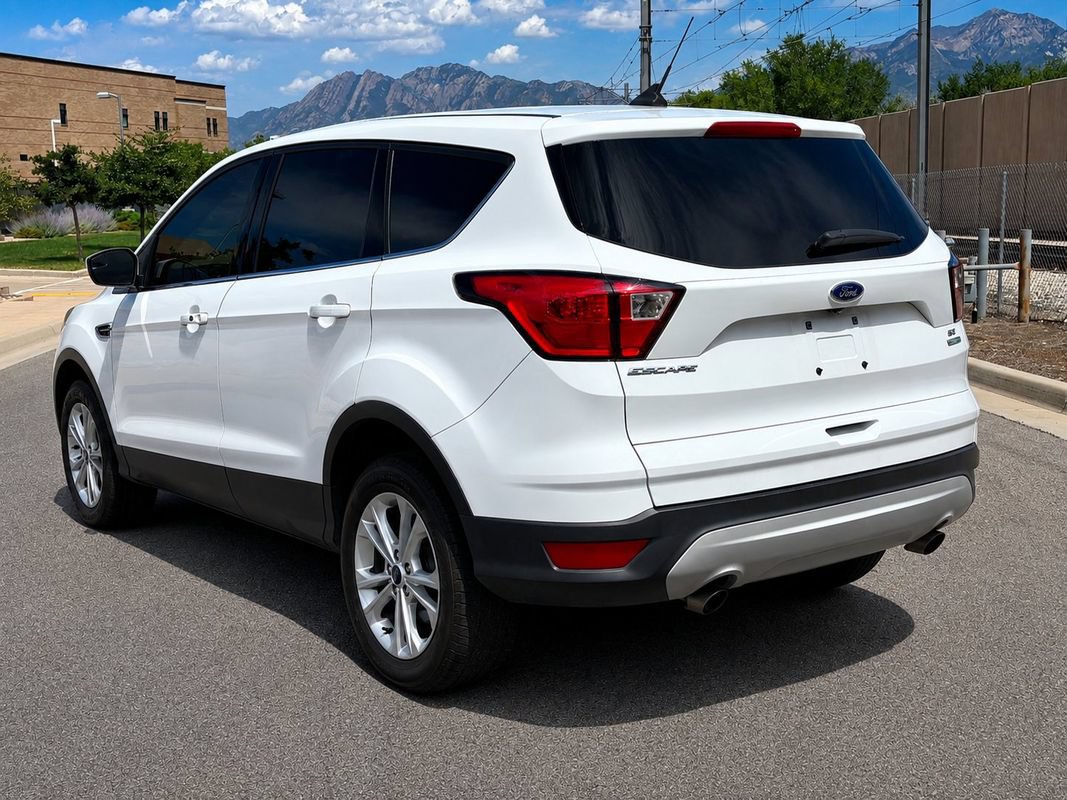 Used 2019 Ford Escape SE AWD/4WD image 3