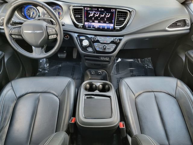 Certified 2021 Chrysler Pacifica Touring-L w/ S Appearance Package AWD/4WD image 27