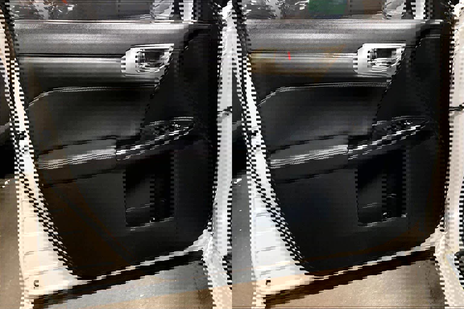 Used 2014 Lexus CT 200h Hybrid image 22