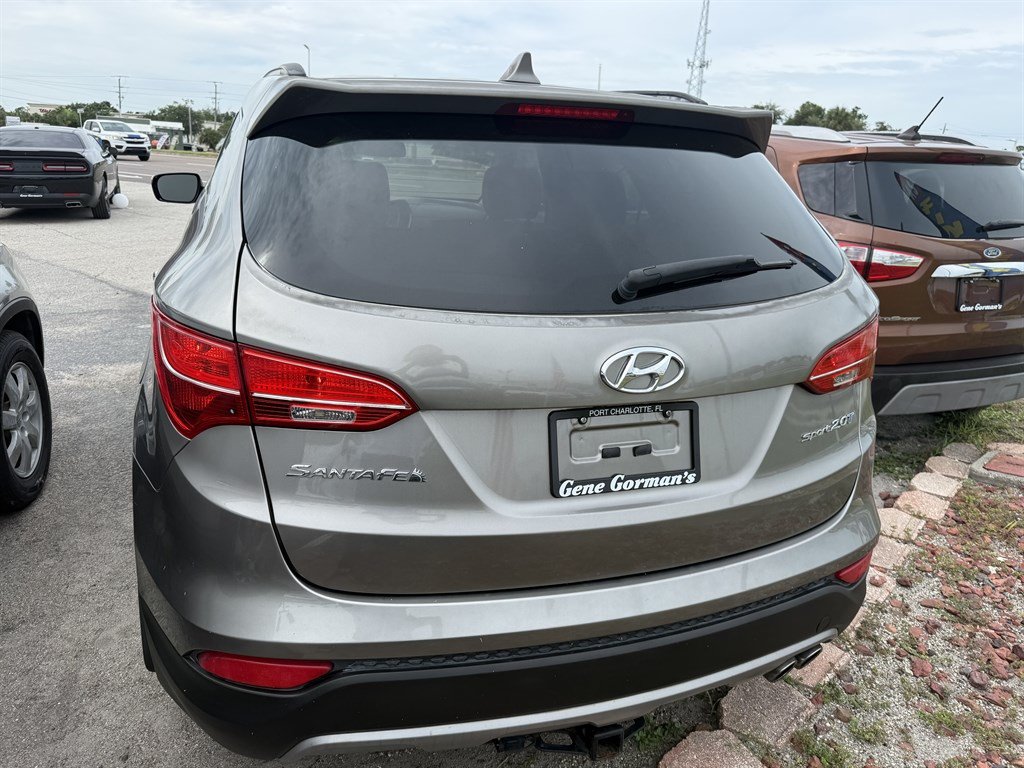 Used 2013 Hyundai Santa Fe Sport 2.0T FWD image 4