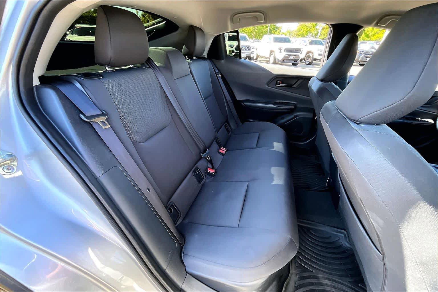 Used 2024 Toyota Prius LE FWD image 19