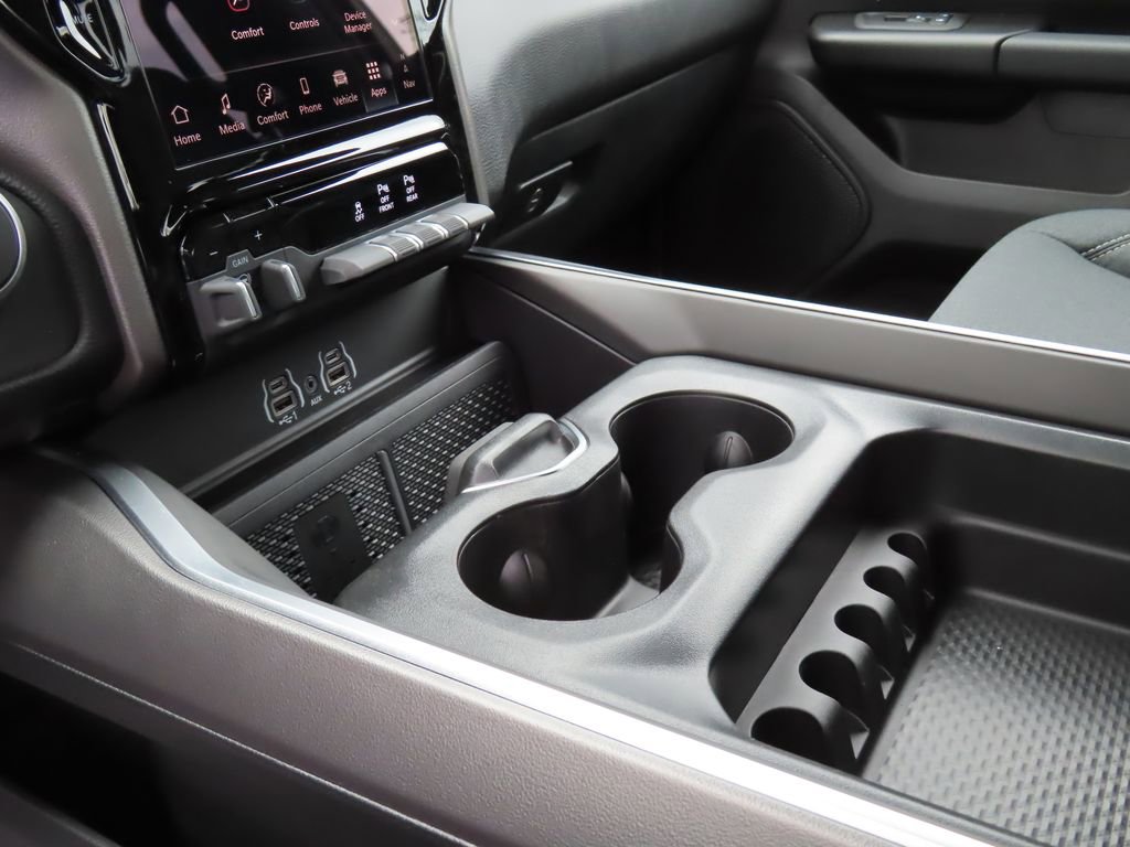 New 2026 RAM 1500 Big Horn AWD/4WD image 6