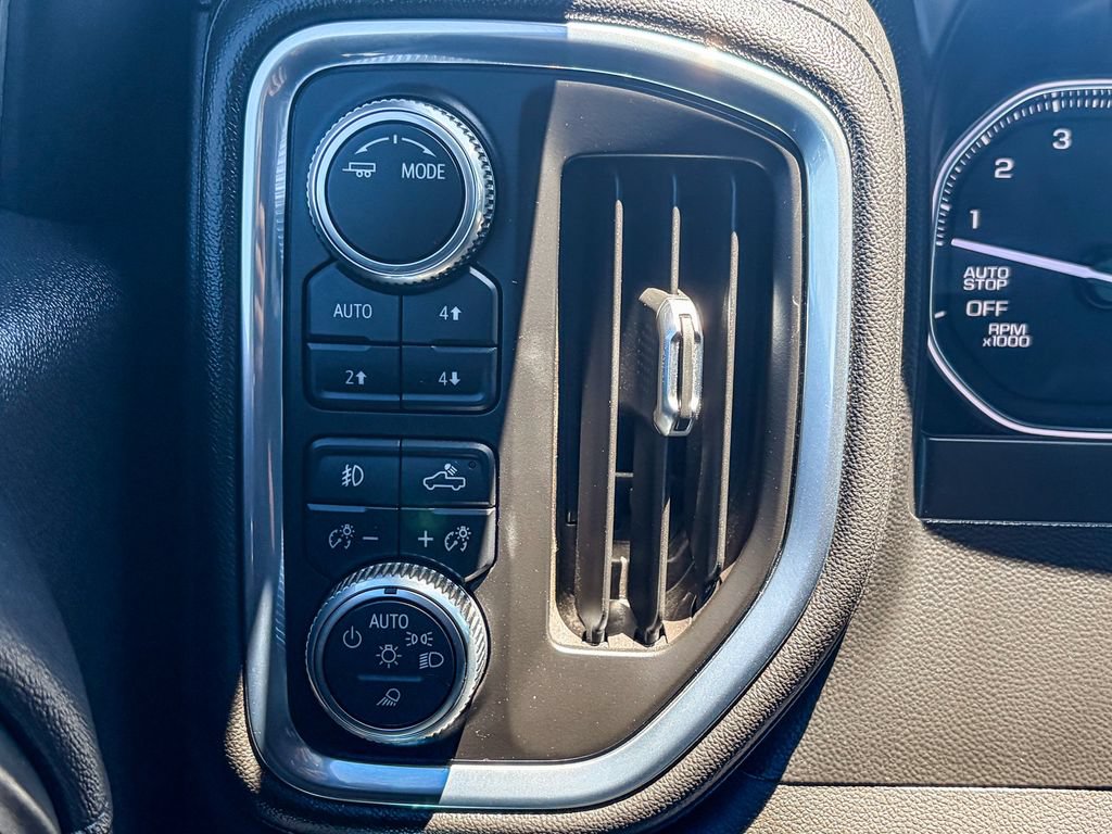 Used 2020 GMC Sierra 1500 SLT w/ SLT Premium Plus Package AWD/4WD image 52
