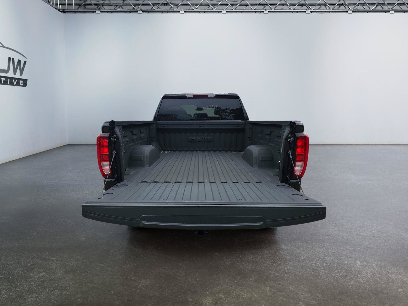 Used 2023 GMC Sierra 1500 Elevation w/ X31 Off-Road Package AWD/4WD image 22