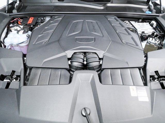 New 2026 Porsche Cayenne GTS image 36