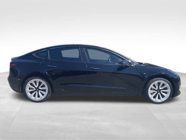 Used 2021 Tesla Model 3 Standard Range Plus image 7