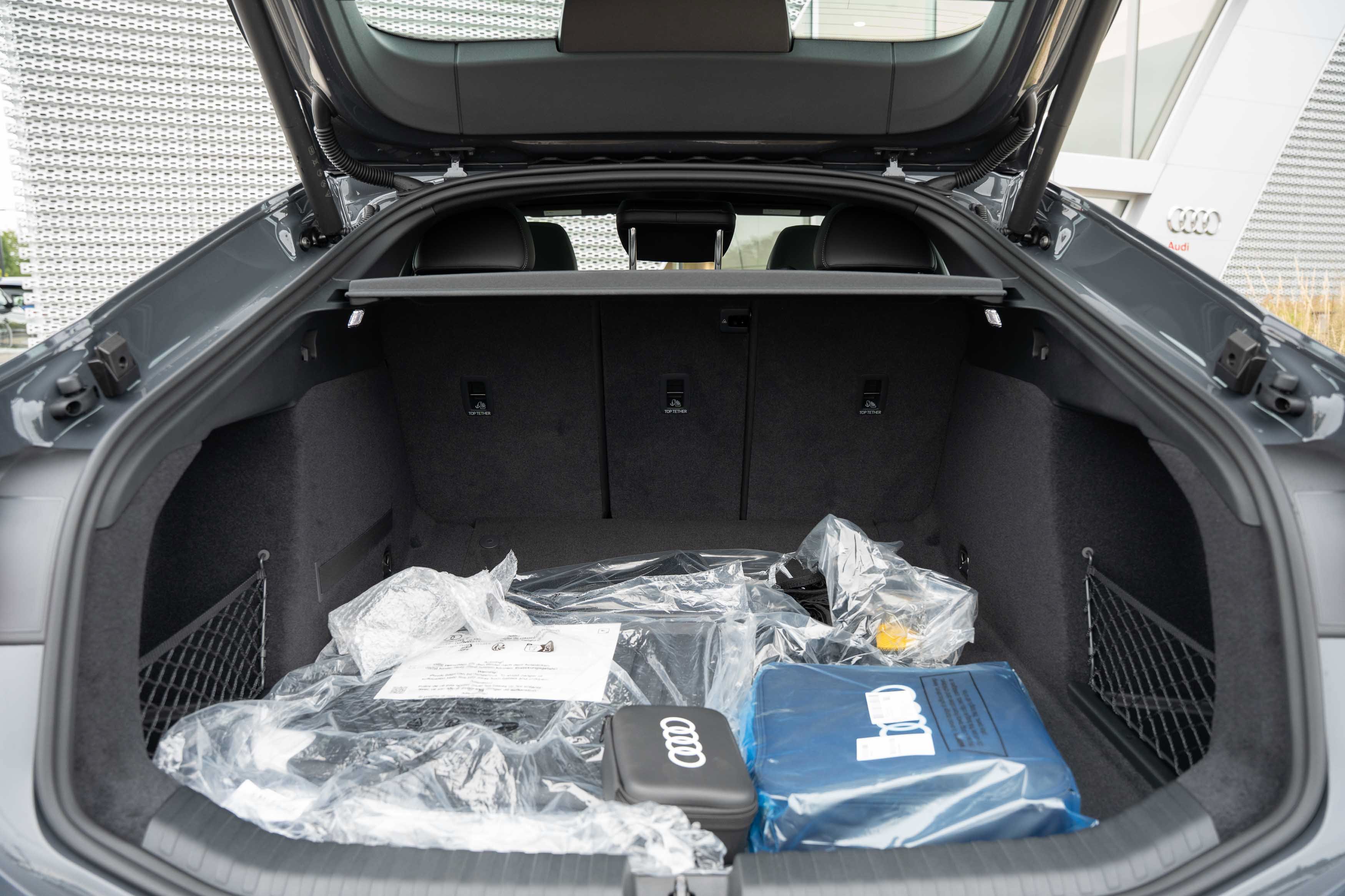 New 2027 Audi S6 e-tron Prestige AWD/4WD image 27