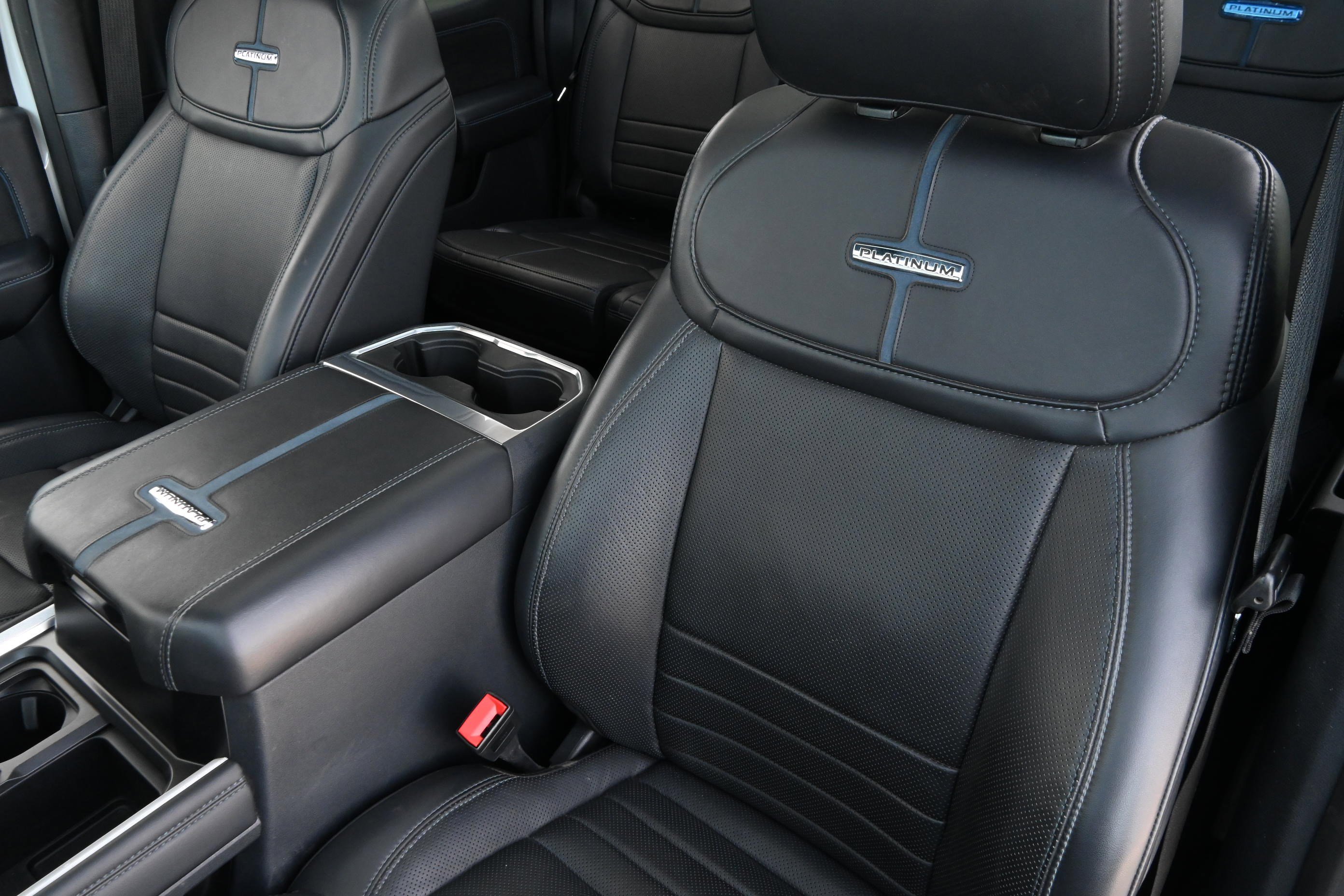 Used 2025 Ford F250 Platinum image 11