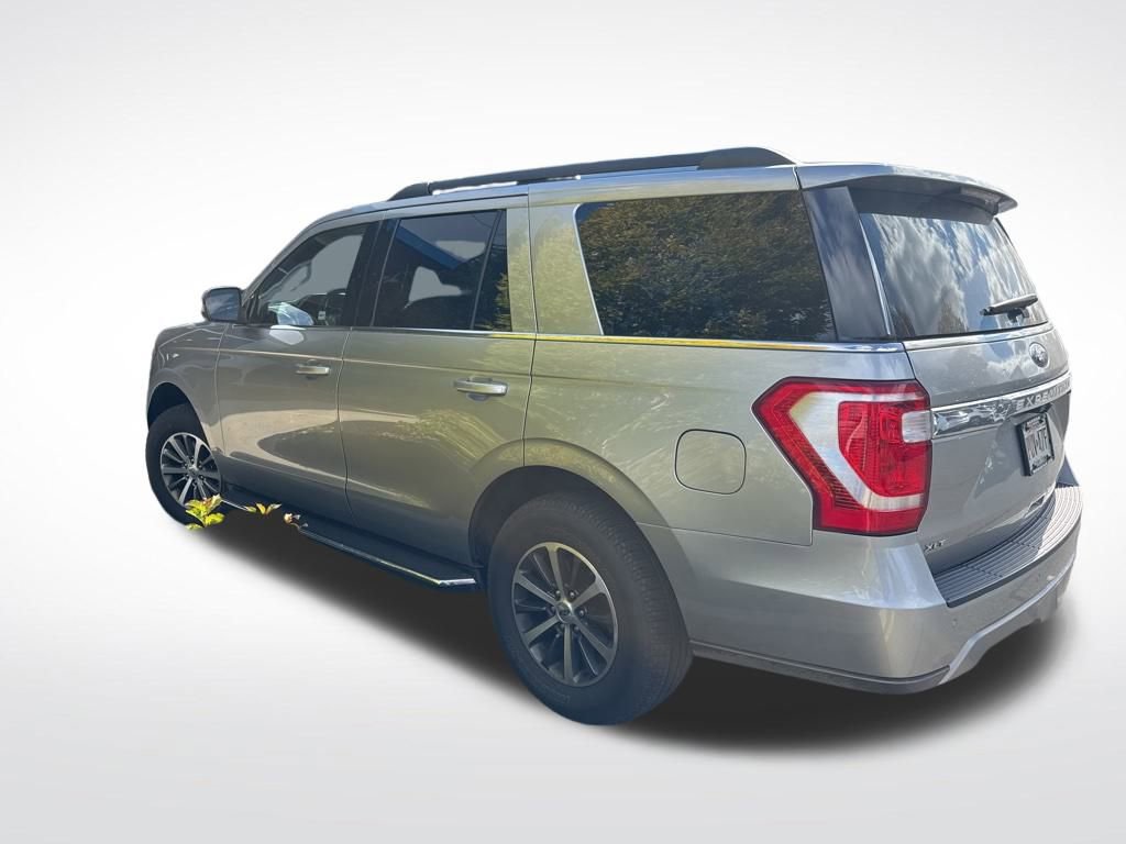 Used 2021 Ford Expedition XLT image 5