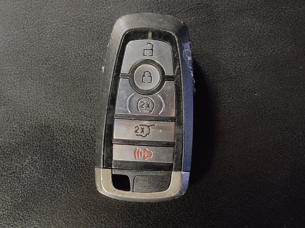 Used 2020 Ford Explorer XLT w/ Equipment Group 202A image 32