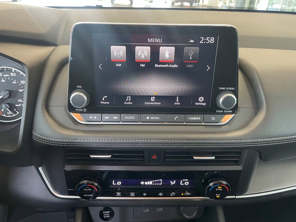 Used 2026 Nissan Rogue SV FWD image 15