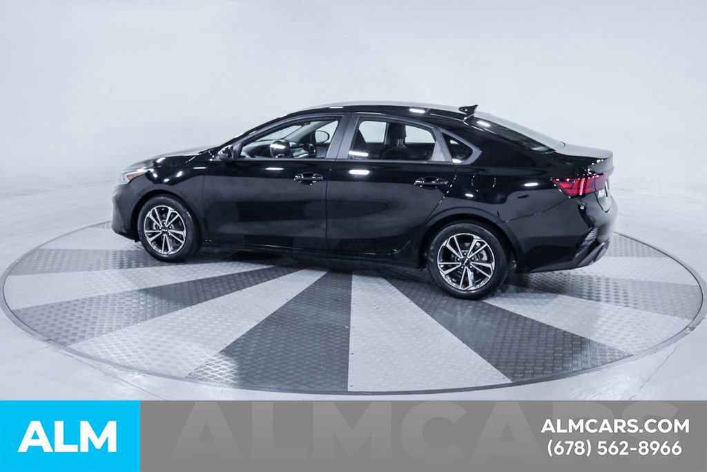 Used 2024 Kia Forte LXS FWD image 5