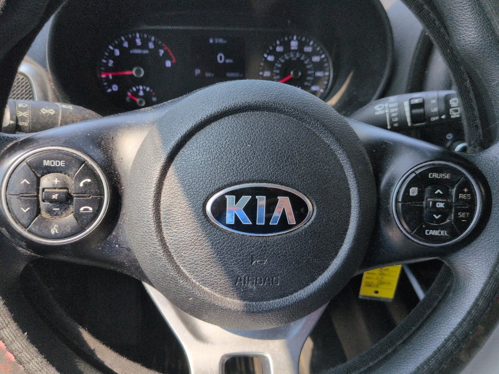 Used 2021 Kia Soul LX FWD image 14