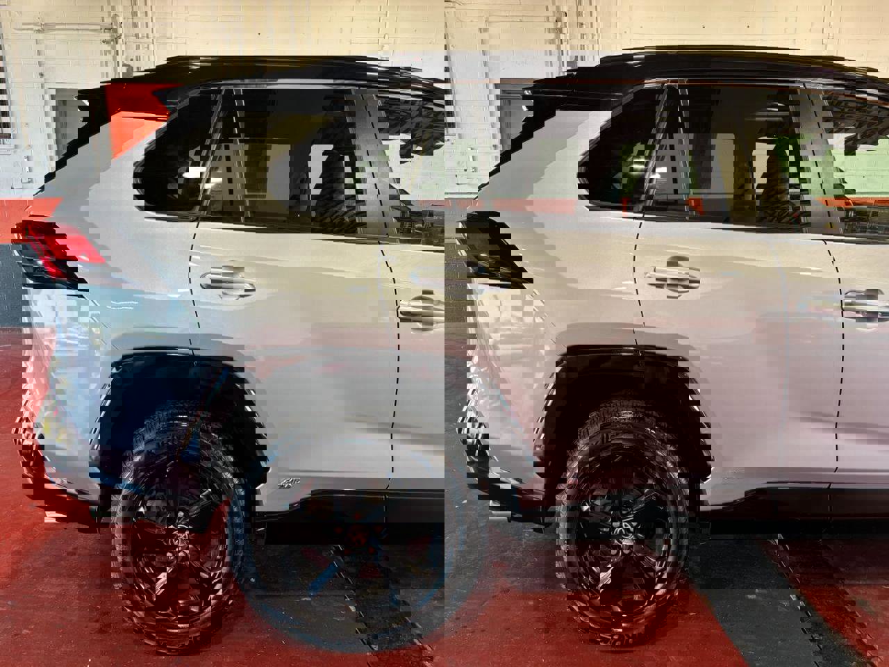 Used 2020 Toyota RAV4 XSE image 6