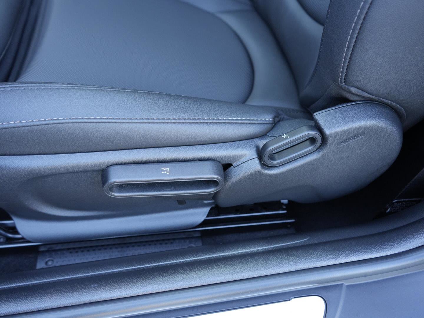 Certified 2024 MINI Cooper S image 12