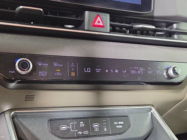 Certified 2025 Kia Carnival EX FWD image 19