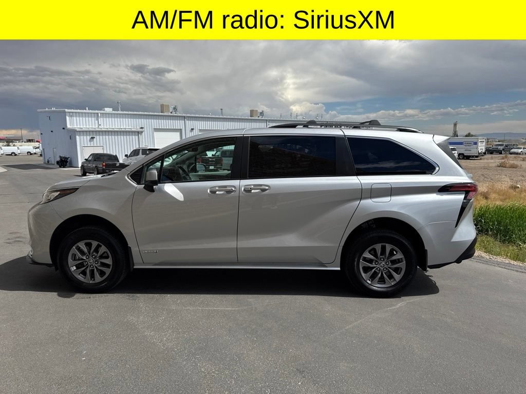 Used 2021 Toyota Sienna XLE w/ XLE Plus Package AWD/4WD image 9