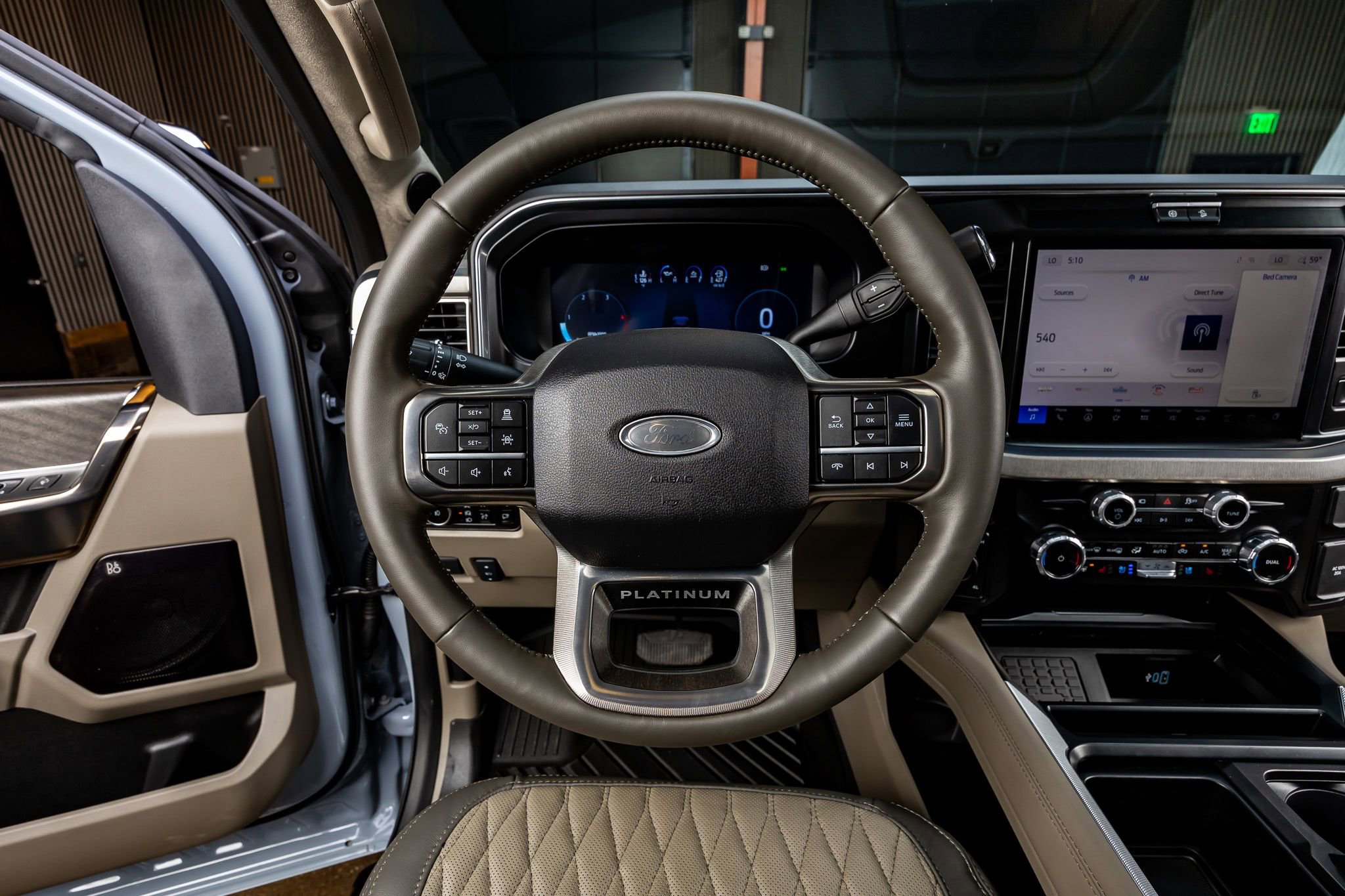 Used 2026 Ford F250 Platinum w/ Platinum Plus Package image 18