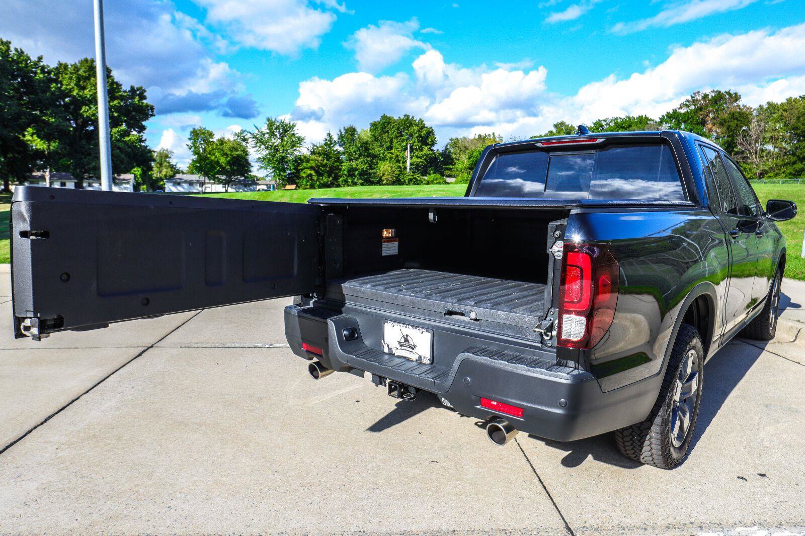 Used 2024 Honda Ridgeline TrailSport image 18