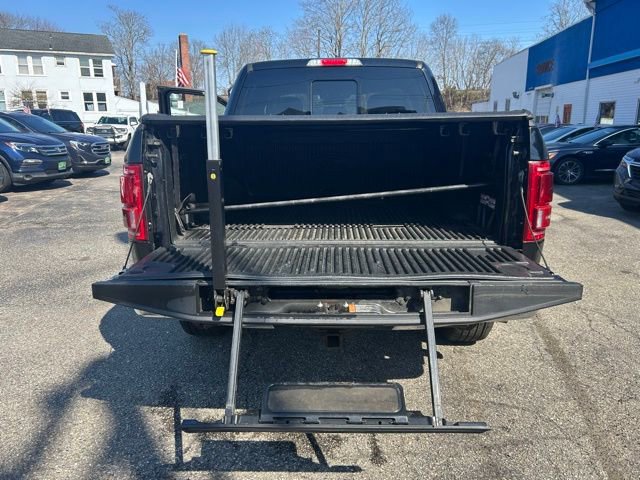 Used 2017 Ford F150 Lariat w/ Equipment Group 502A Luxury AWD/4WD image 11