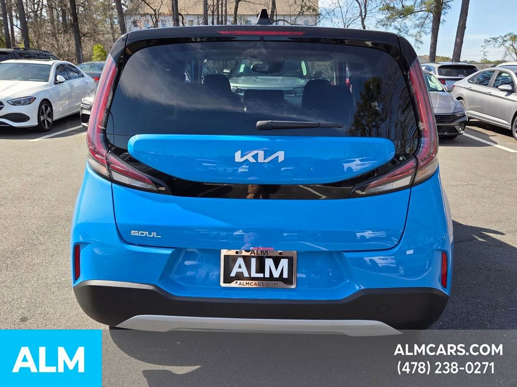 Used 2025 Kia Soul S image 8