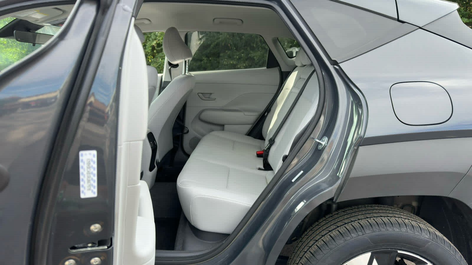Certified 2024 Hyundai Kona SEL AWD/4WD image 6