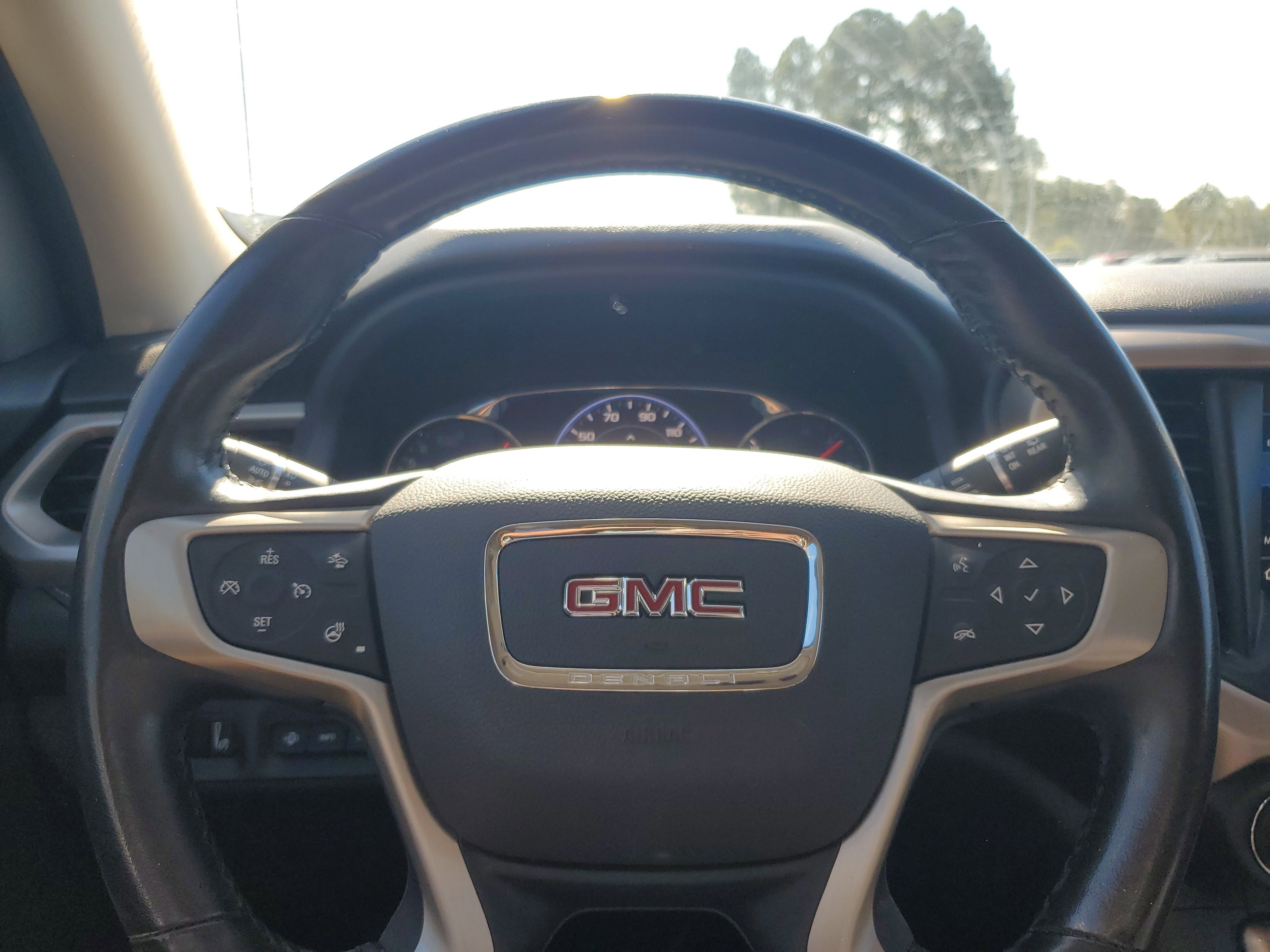 Used 2020 GMC Acadia Denali w/ Technology Package image 20