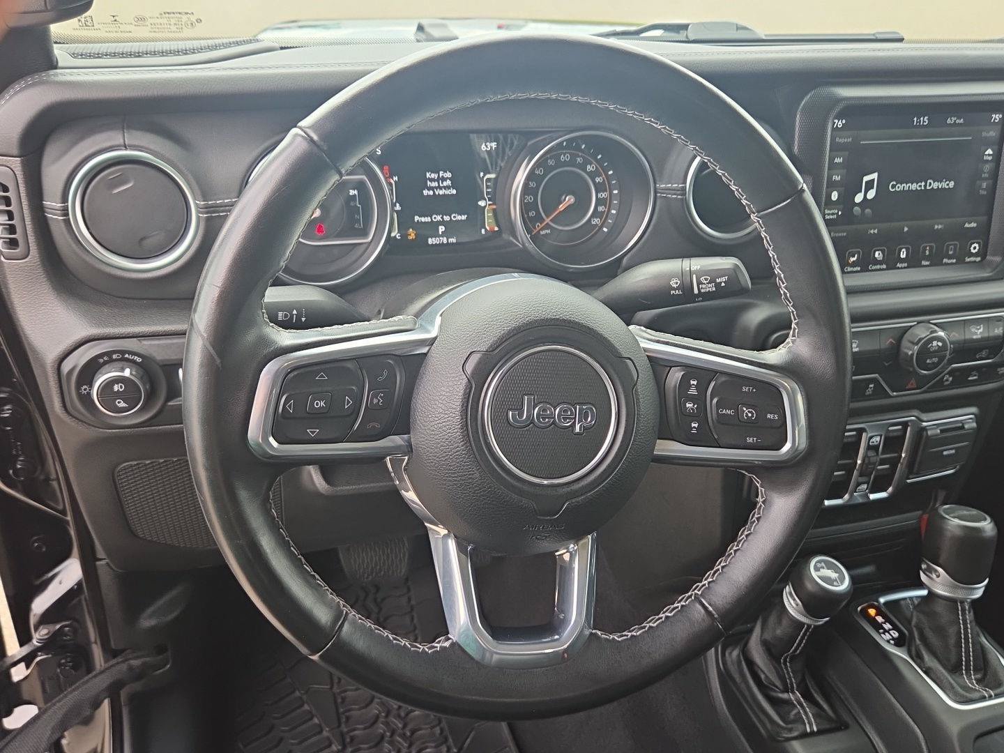 Used 2021 Jeep Gladiator Overland w/ Uconnect 4C Nav & Sound Group AWD/4WD image 23