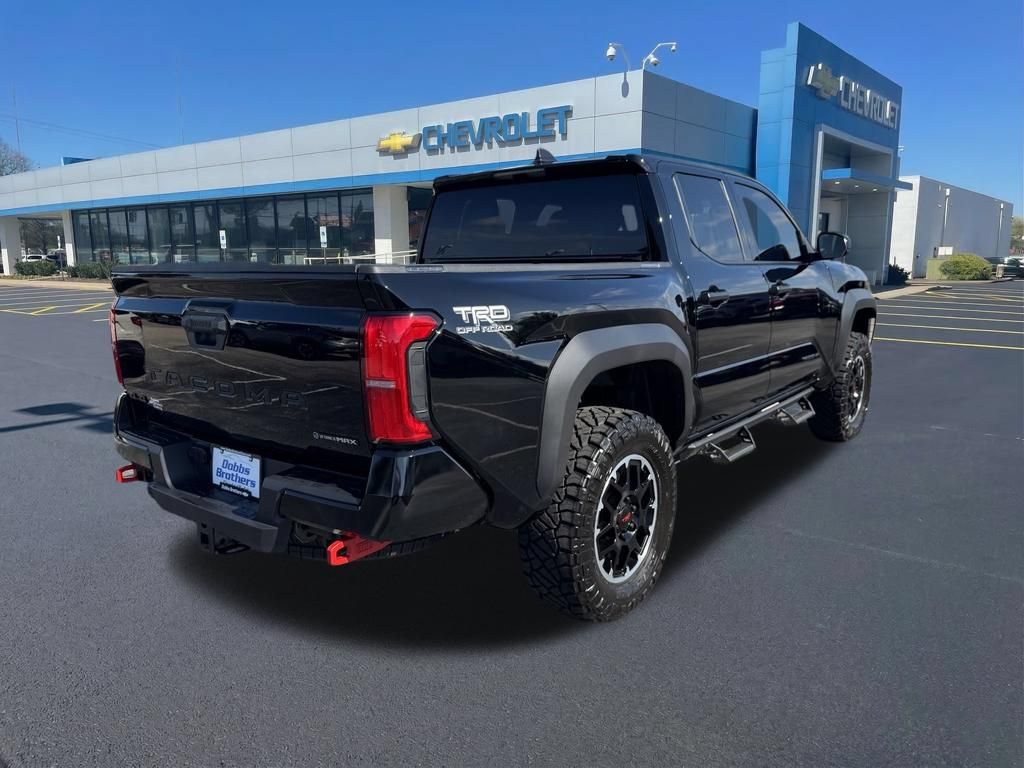 Used 2026 Toyota Tacoma TRD Off-Road AWD/4WD image 7