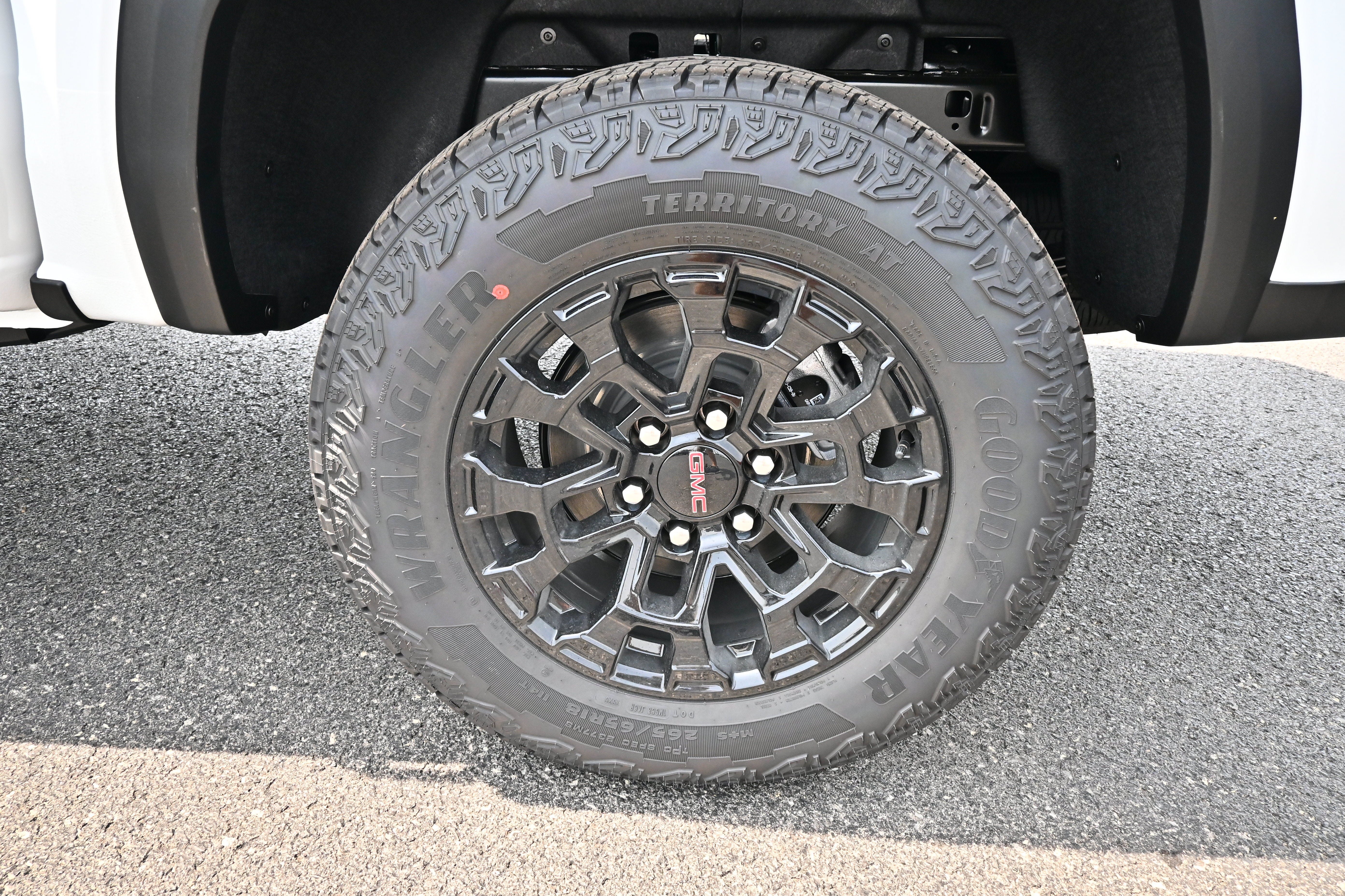 New 2026 GMC Canyon Elevation w/ Convenience Package AWD/4WD image 12