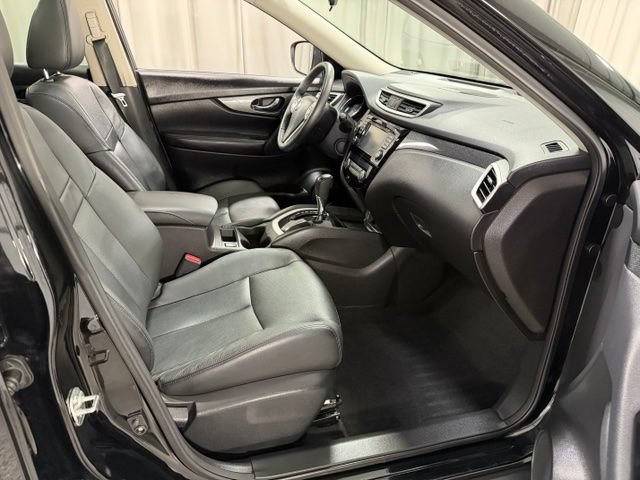 Used 2015 Nissan Rogue SL w/ SL Premium Package AWD/4WD image 11