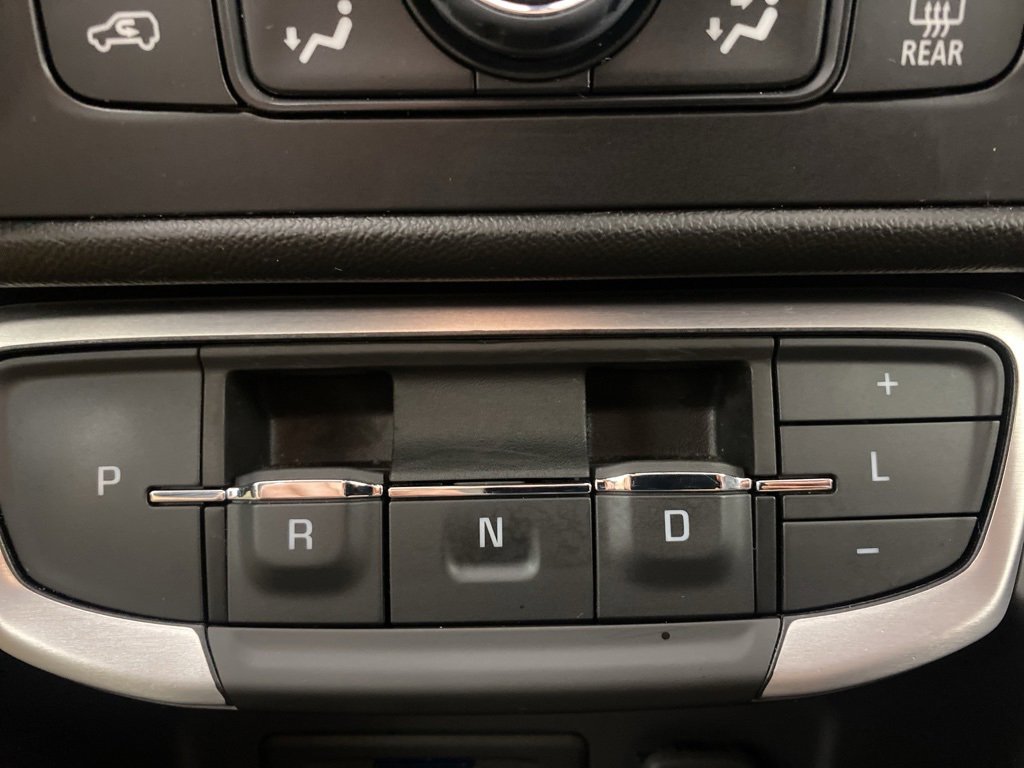 Used 2024 GMC Terrain SLT image 22
