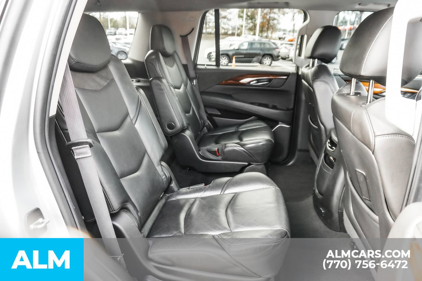 Used 2016 Cadillac Escalade Luxury image 25