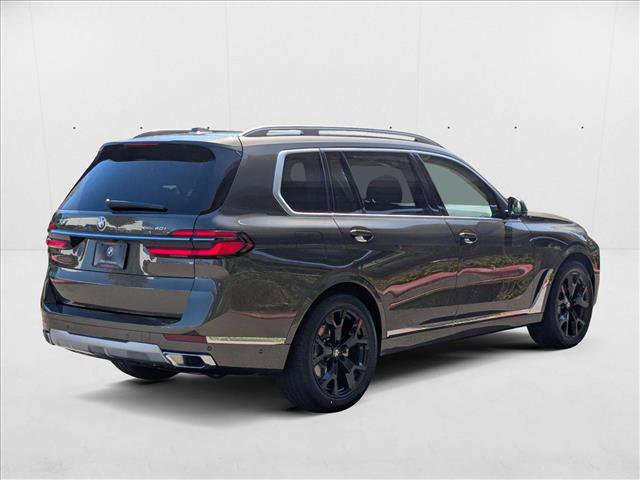 Used 2026 BMW X7 xDrive40i image 2