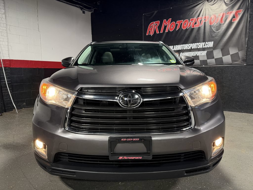 Used 2014 Toyota Highlander Limited Platinum AWD/4WD image 8