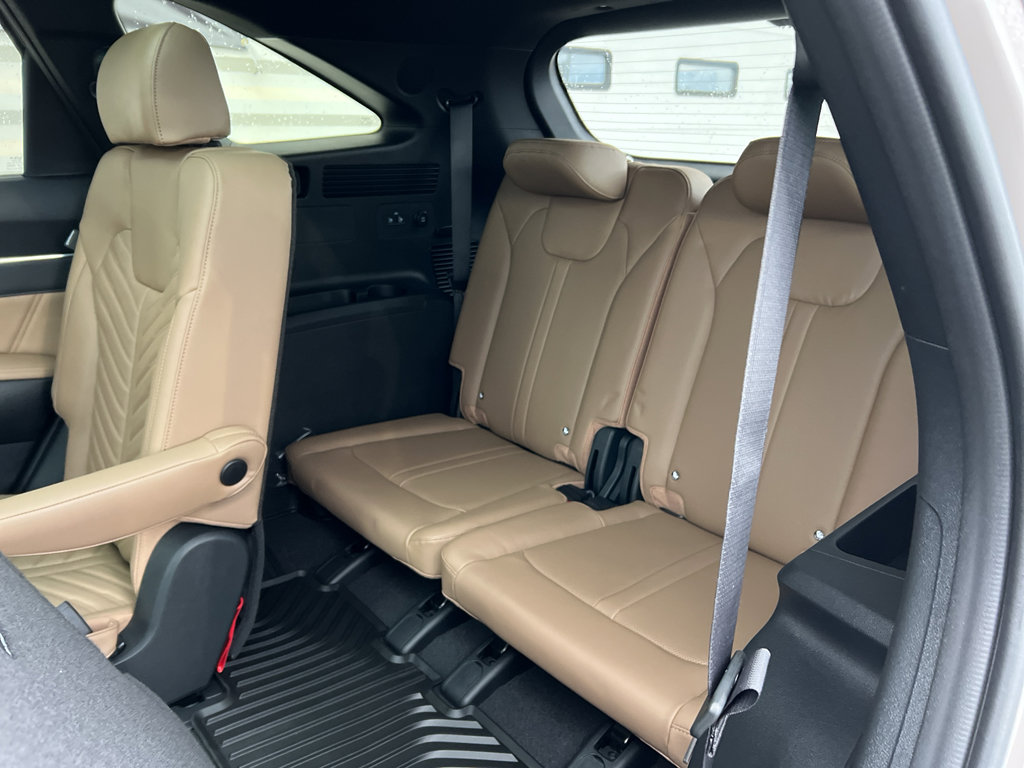 New 2026 Kia Sorento SX Prestige w/ Olive Brown Leather Package image 14