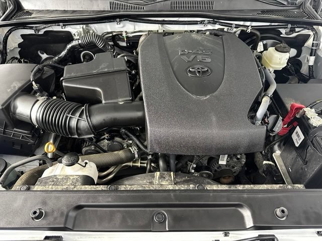Used 2021 Toyota Tacoma SR AWD/4WD image 10
