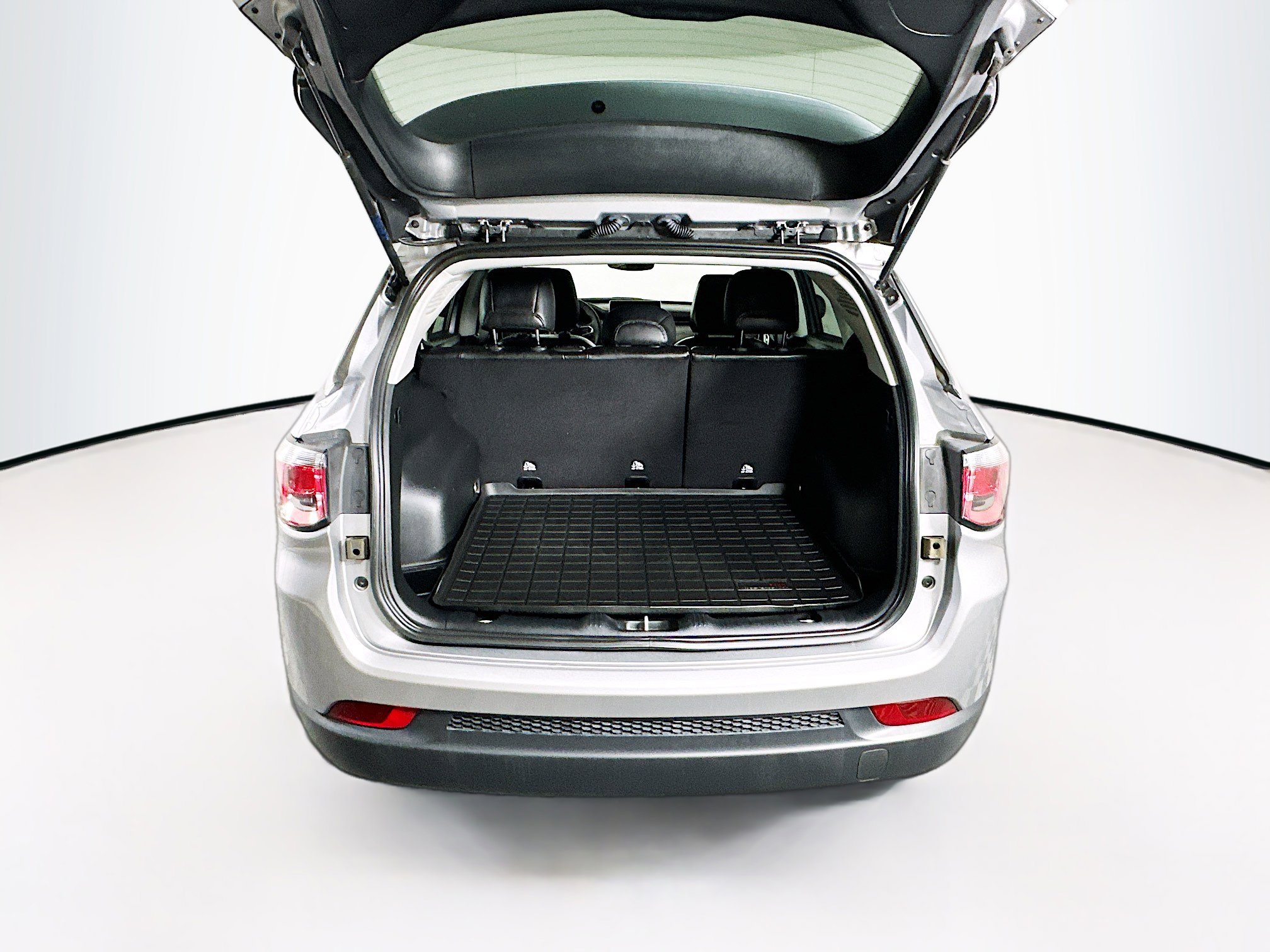 Used 2022 Jeep Compass Latitude image 27