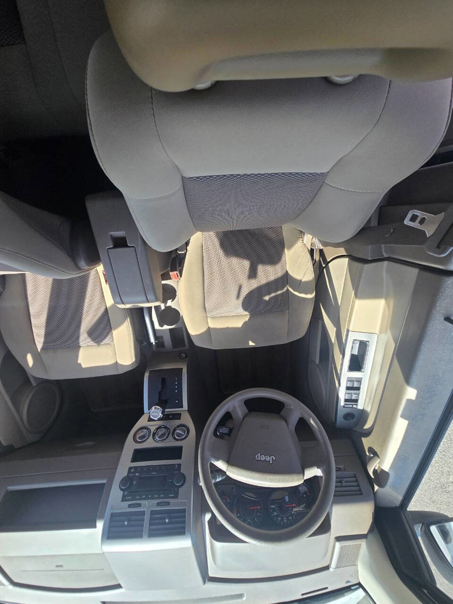 Used 2007 Jeep Compass Sport FWD image 30