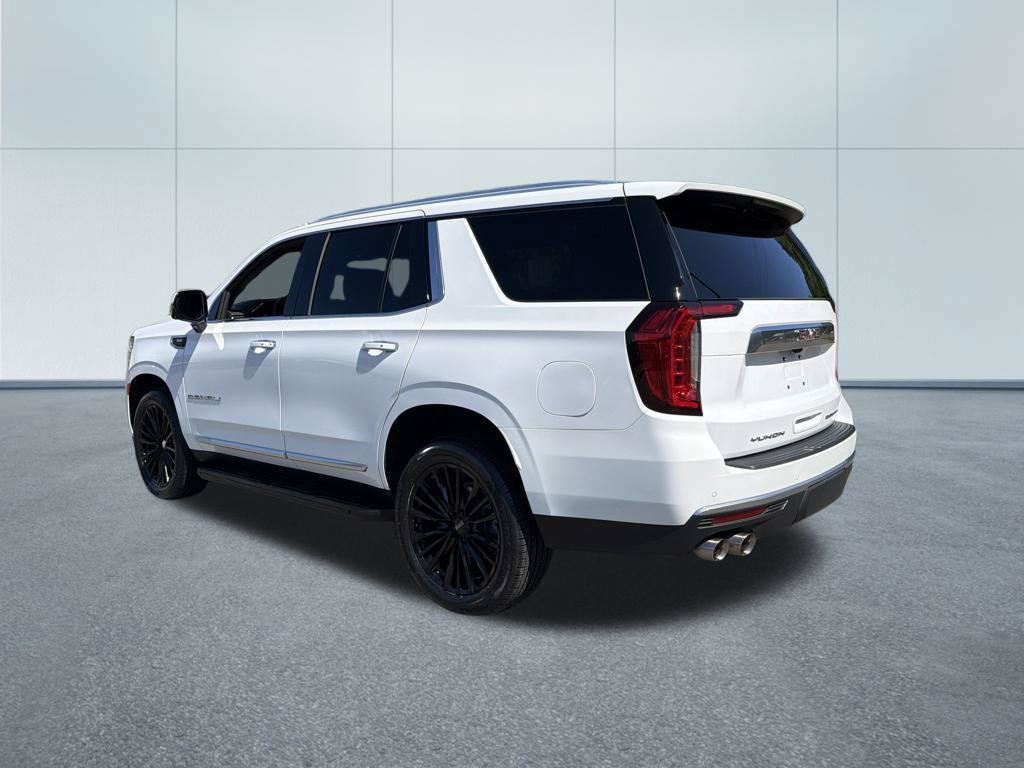 Used 2023 GMC Yukon Denali AWD/4WD image 7