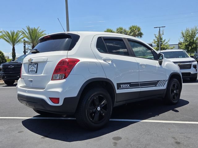 Used 2017 Chevrolet Trax LS AWD/4WD image 6