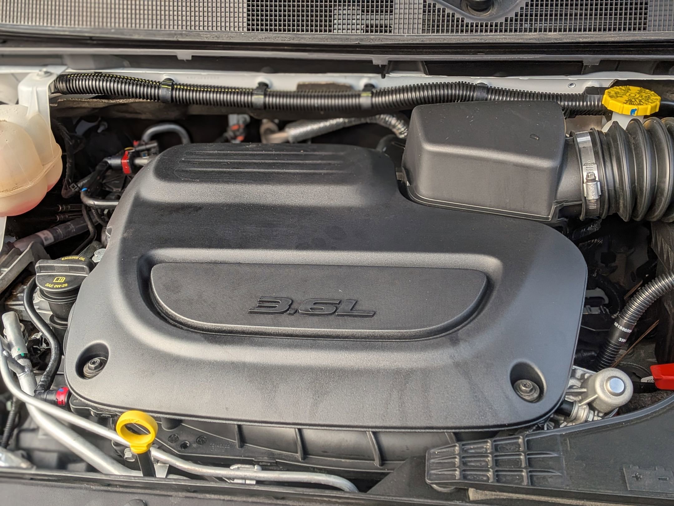 Used 2025 Chrysler Pacifica Select image 35