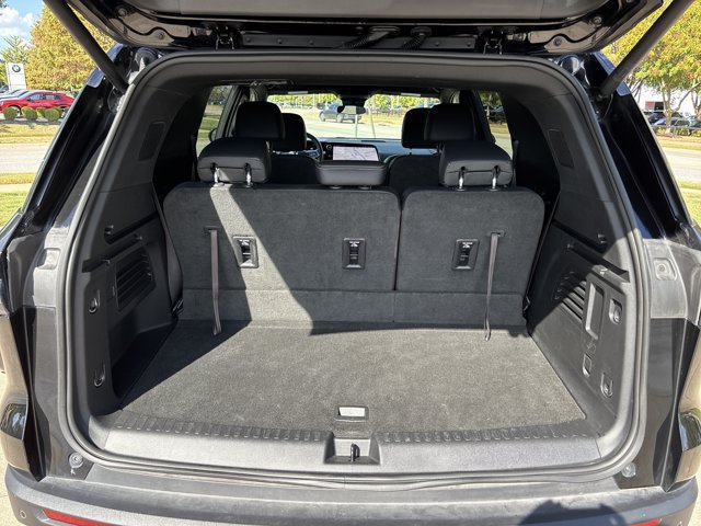 Used 2025 Chevrolet Traverse LT AWD/4WD image 7